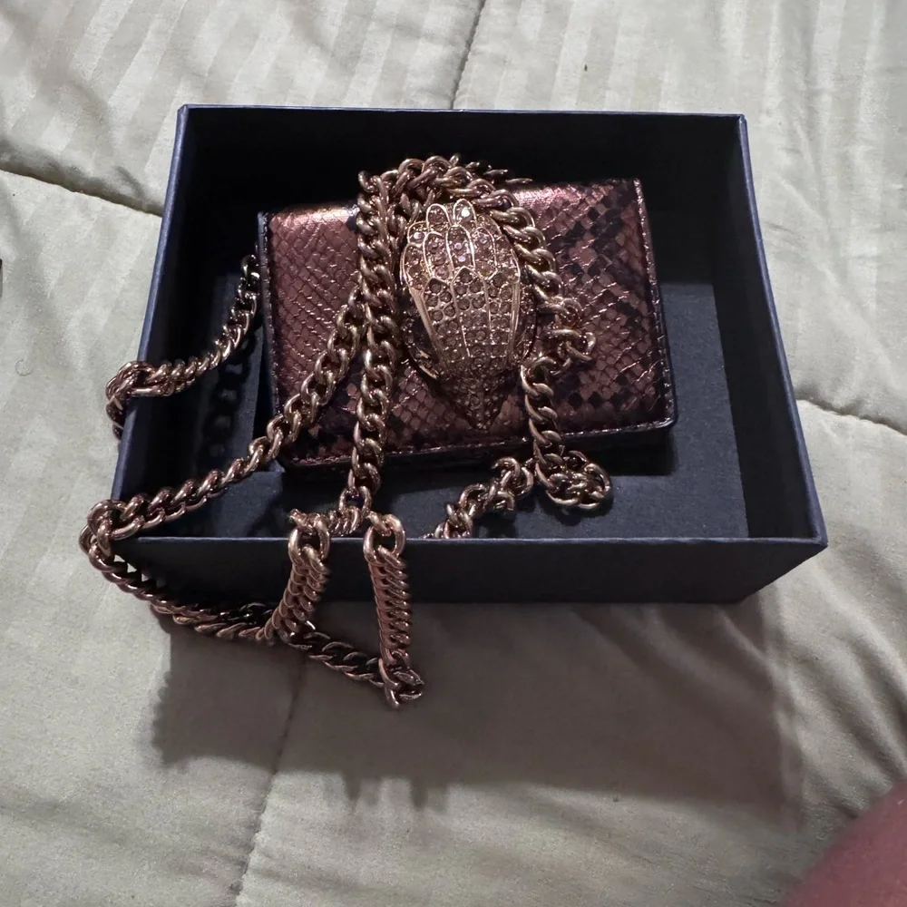 Kurt Geiger Brown Card Holder with Gold Embellishment - Picture 3 of 8